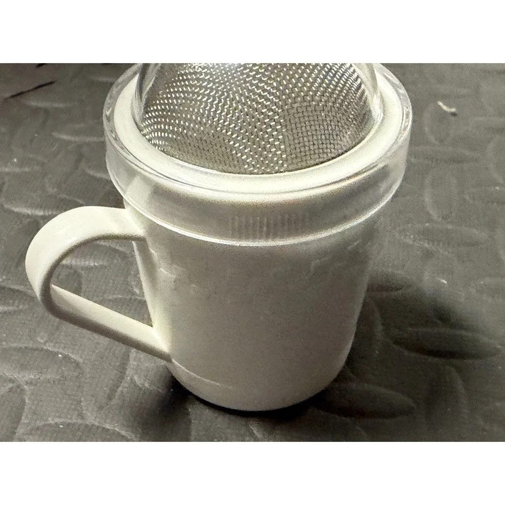 Pampered Chef Flour Sugar Shaker Duster 1695 Powdered Mesh Cap Vintage NWOT